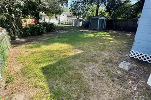 1312 E Mistletoe Ave, Victoria, TX 77901 - Photo 15