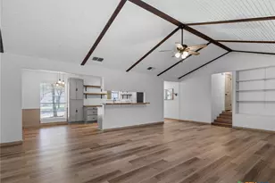 102 Mossridge, Universal City, TX 78148 - Photo 7