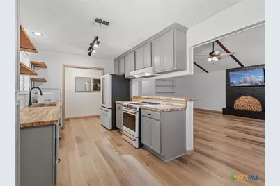 102 Mossridge, Universal City, TX 78148 - Photo 9