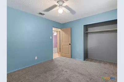 102 Mossridge, Universal City, TX 78148 - Photo 19