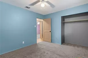 102 Mossridge, Universal City, TX 78148 - Photo 19
