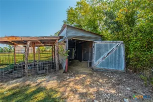 4560 Co Rd 107, Gatesville, TX 76528 - Photo 25