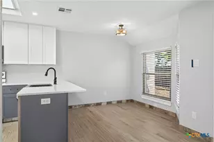 7302 Oswego Dr, San Antonio, TX 78250 - Photo 11