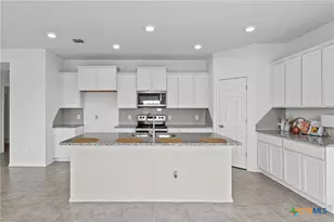 8618 Stonehollow Dr, Temple, TX 76502 - Photo 11