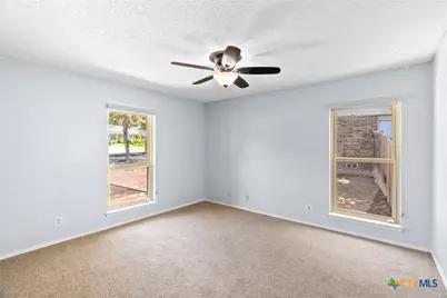 6002 Crown Way, San Antonio, TX 78239 - Photo 19