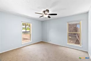 6002 Crown Way, San Antonio, TX 78239 - Photo 19