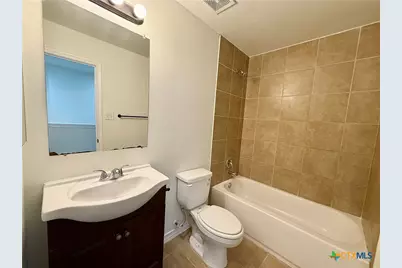 91 Plaza Drive #2, Universal City, TX 78148 - Photo 17