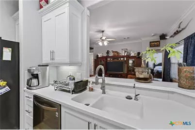 2078 Stonehaven, New Braunfels, TX 78130 - Photo 11