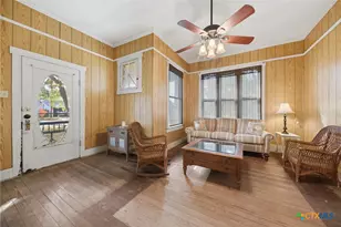 124 S Ave I, Shiner, TX 77984 - Photo 5