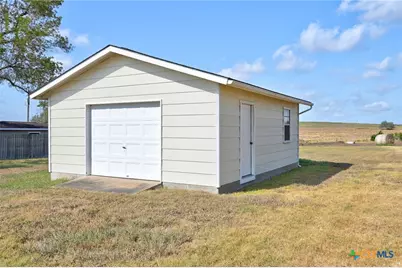 1134 State Higway 95, Shiner, TX 77984 - Photo 27