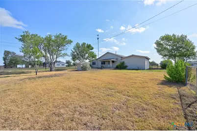 1134 State Higway 95, Shiner, TX 77984 - Photo 5