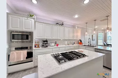 311 Charleston Drive, Victoria, TX 77904 - Photo 11