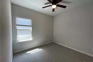 612 Barbary Coast Ln, Jarrell, TX 76537 - Photo 11