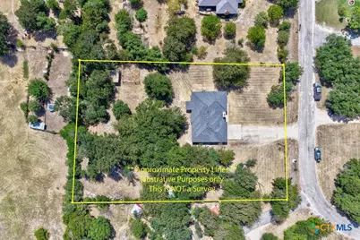 452 County Road 3081, Lampasas, TX 76550 - Photo 7