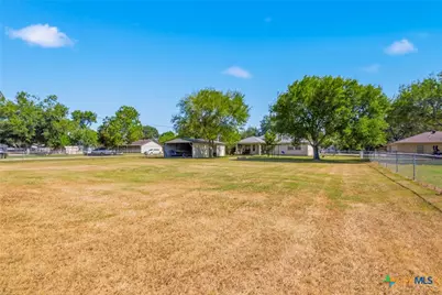 119 Elaine Street, Victoria, TX 77904 - Photo 31