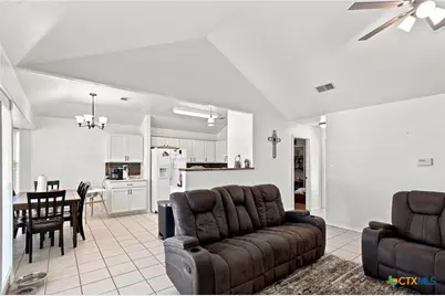 119 Elaine Street, Victoria, TX 77904 - Photo 9