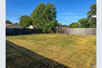 3312 Gayle Street, Victoria, TX 77901 - Photo 29