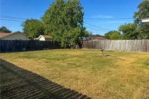 3312 Gayle St, Victoria, TX 77901 - Photo 29