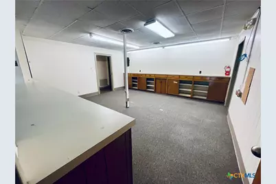 618 E Airline Road, Victoria, TX 77901 - Photo 3