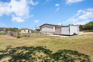2004 Warriors Path, Harker Heights, TX 76548 - Photo 33