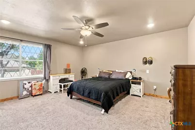 1103 S Willis Street, Lampasas, TX 76550 - Photo 9