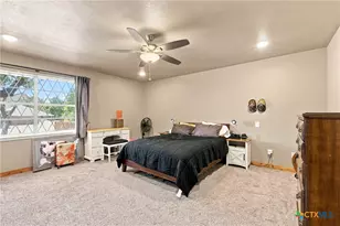 1103 S Willis St, Lampasas, TX 76550 - Photo 9