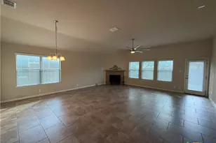 834 Madison Ave, New Braunfels, TX 78130 - Photo 11