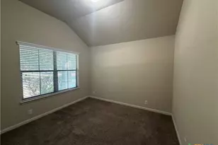 834 Madison Ave, New Braunfels, TX 78130 - Photo 5