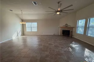 834 Madison Ave, New Braunfels, TX 78130 - Photo 15