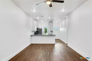 1920 Royal Loop, Belton, TX 76513 - Photo 3