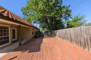 1043 Rivertree Dr, New Braunfels, TX 78130 - Photo 23