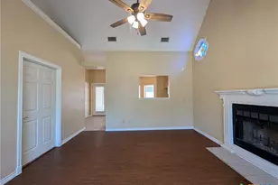 1043 Rivertree Dr, New Braunfels, TX 78130 - Photo 7