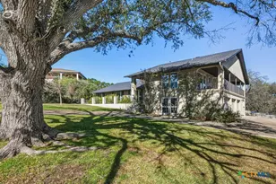 21 Royal Crest, New Braunfels, TX 78130 - Photo 3