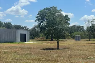 527 Moritz Rd, Meyersville, TX 77974 - Photo 13