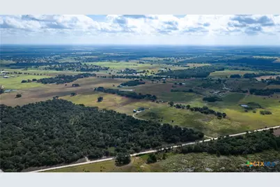 5476 County Road 427, Stockdale, TX 78160 - Photo 35