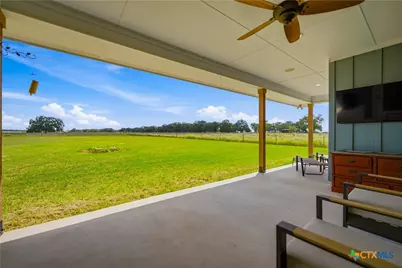 5476 County Road 427, Stockdale, TX 78160 - Photo 17