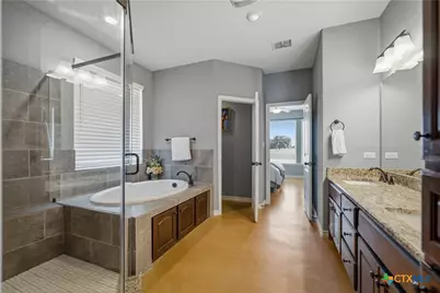 5476 County Road 427, Stockdale, TX 78160 - Photo 11