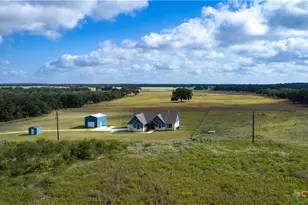 5476 County Rd 427, Stockdale, TX 78160 - Photo 25
