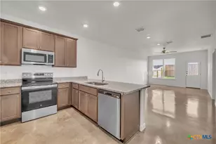 3904 Sugar Hackberry Trl, Killeen, TX 76542 - Photo 5