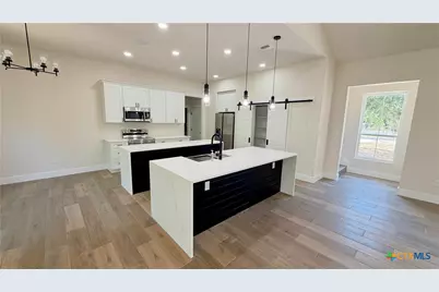 7008 Circle Oak Drive, Bulverde, TX 78163 - Photo 11