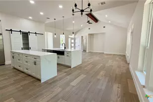 7008 Circle Oak Dr, Bulverde, TX 78163 - Photo 13