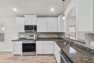 8915 Sky Crest Drive, Temple, TX 76502 - Photo 9