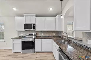8915 Sky Crest Dr, Temple, TX 76502 - Photo 9