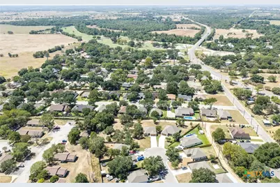 228 Plum Street, Luling, TX 78648 - Photo 43