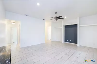 228 Plum Street, Luling, TX 78648 - Photo 5