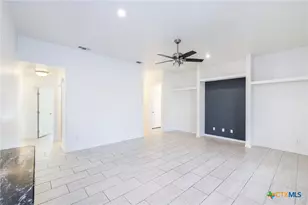 228 Plum St, Luling, TX 78648 - Photo 5