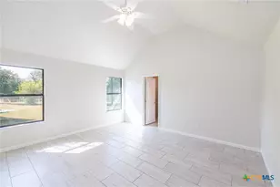 228 Plum St, Luling, TX 78648 - Photo 13