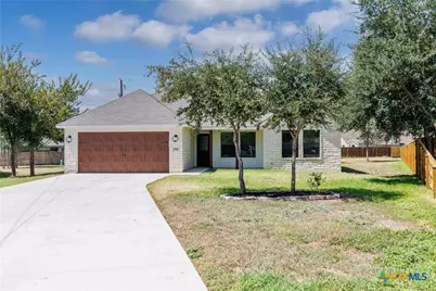 228 Plum Street, Luling, TX 78648 - Photo 1