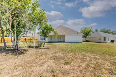 228 Plum Street, Luling, TX 78648 - Photo 29
