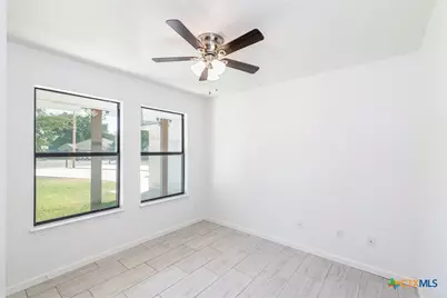 228 Plum Street, Luling, TX 78648 - Photo 23